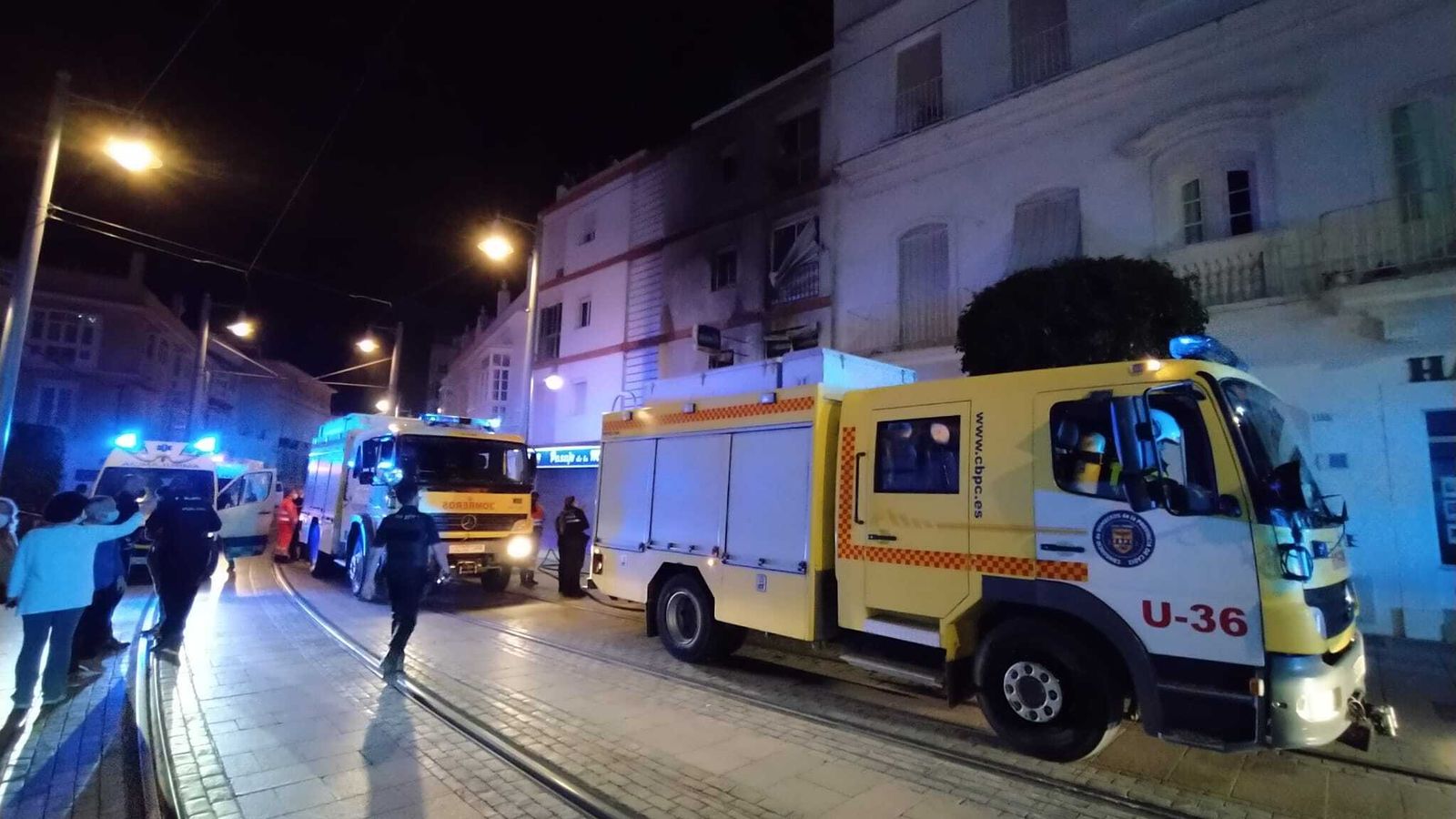 Incendio en el Pasaje de la Música en San Fernando.