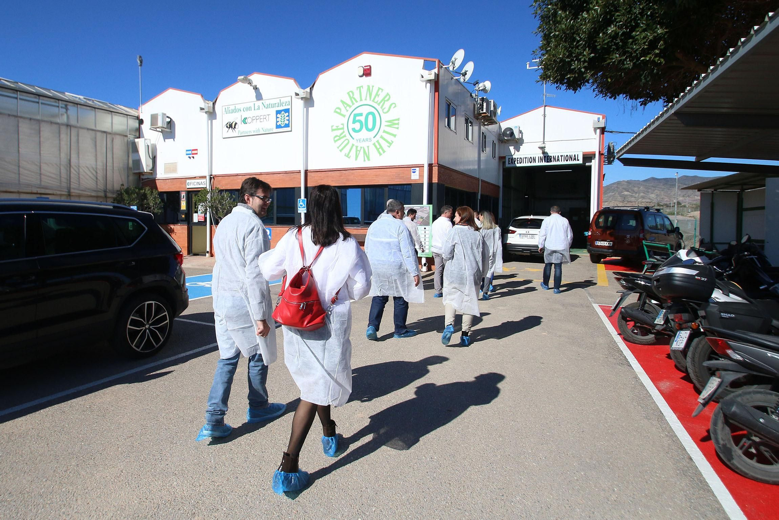 Fotogalería de la visita guiada a las instalaciones de Koppert en Águilas