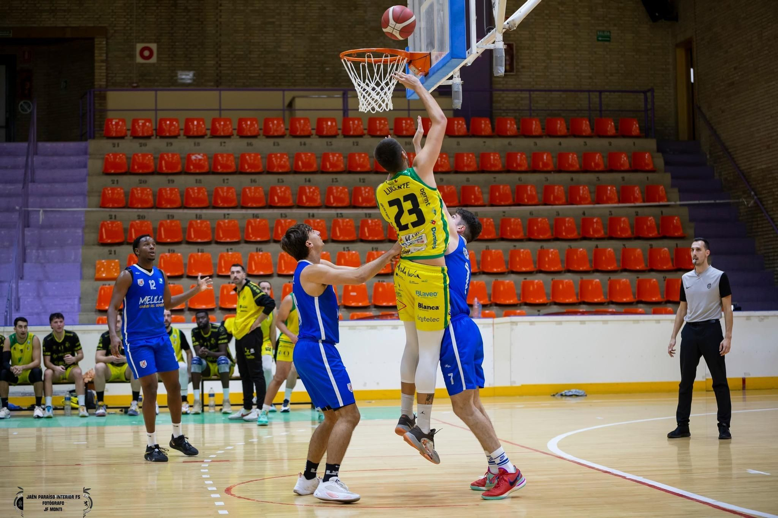 Partido del Jaén Paraíso Interior FS Basket.