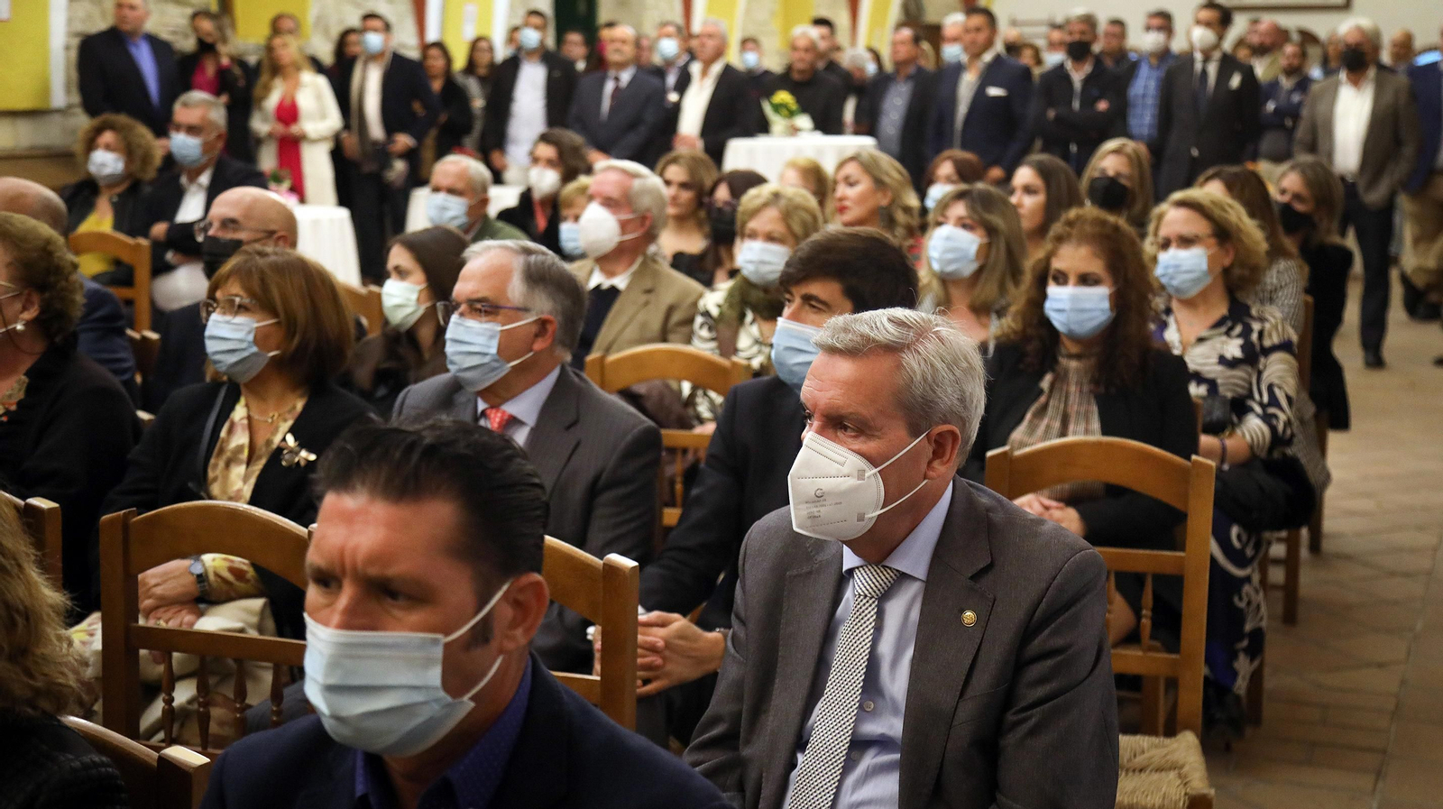 Emotivo y merecido homenaje a cuatro ilustres hosteleros