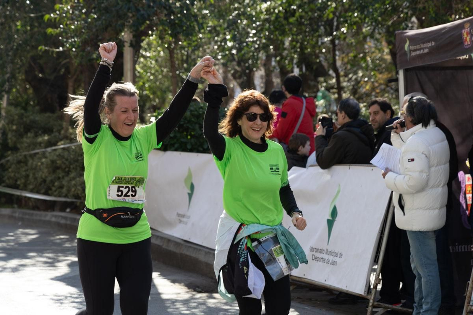 Deporte y solidaridad se unen en la IV Carrera Popular IES San Juan Bosco, en imágenes