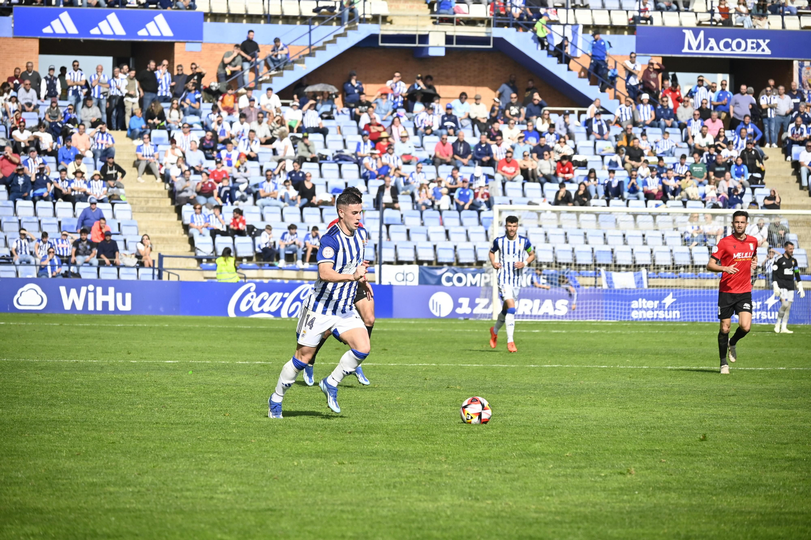 Imágenes del partido: Recre - Melilla