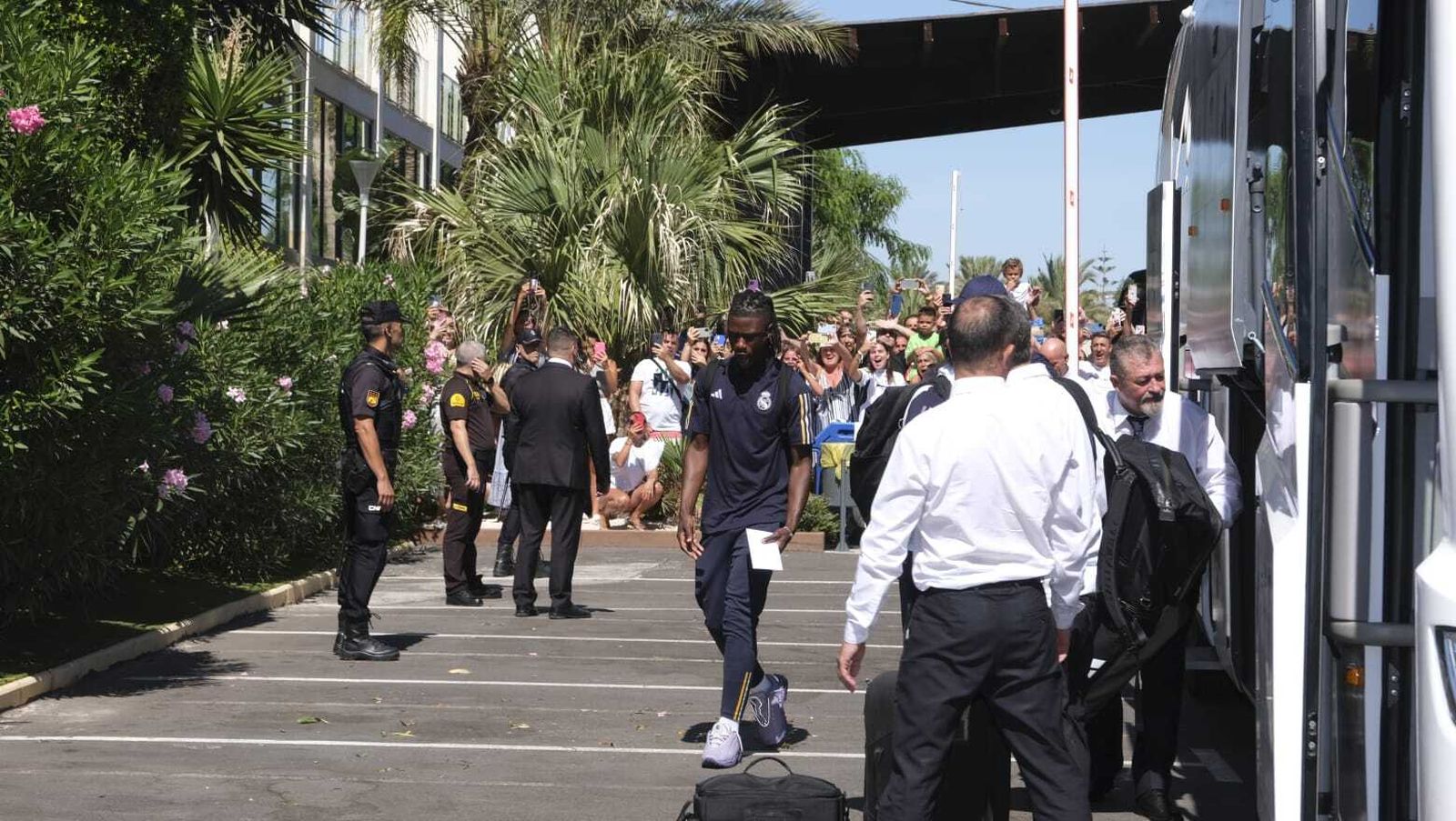 La llegada del Real Madrid a Almería en imágenes