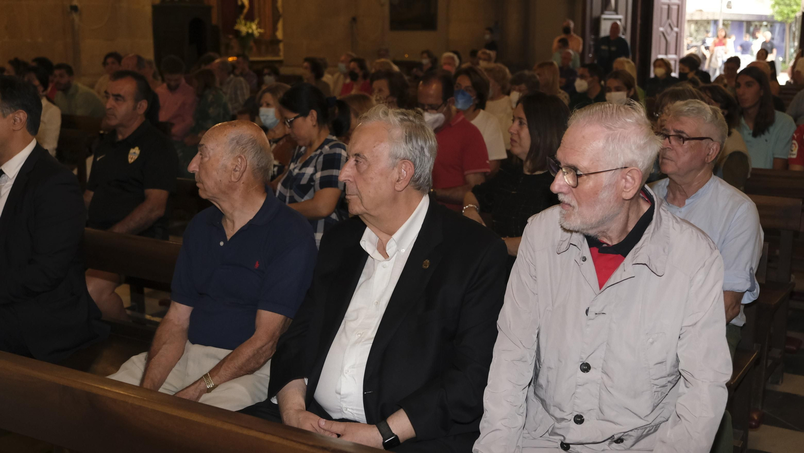 Ofrenda de la U.D. Almería a la Virgen del Mar, por el ascenso a la Liga Santander de Fútbol