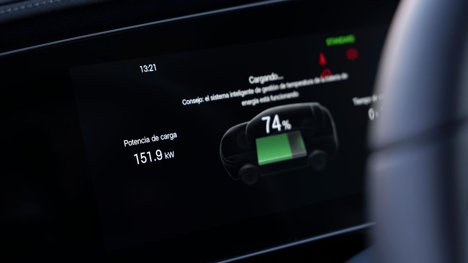 La potencia media durante una carga permite una reposición rápida de energía en la batería.