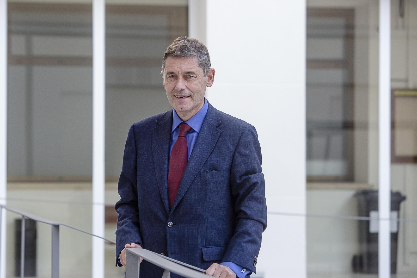 José María Eiros Bouza tras la entrevista en Cádiz.