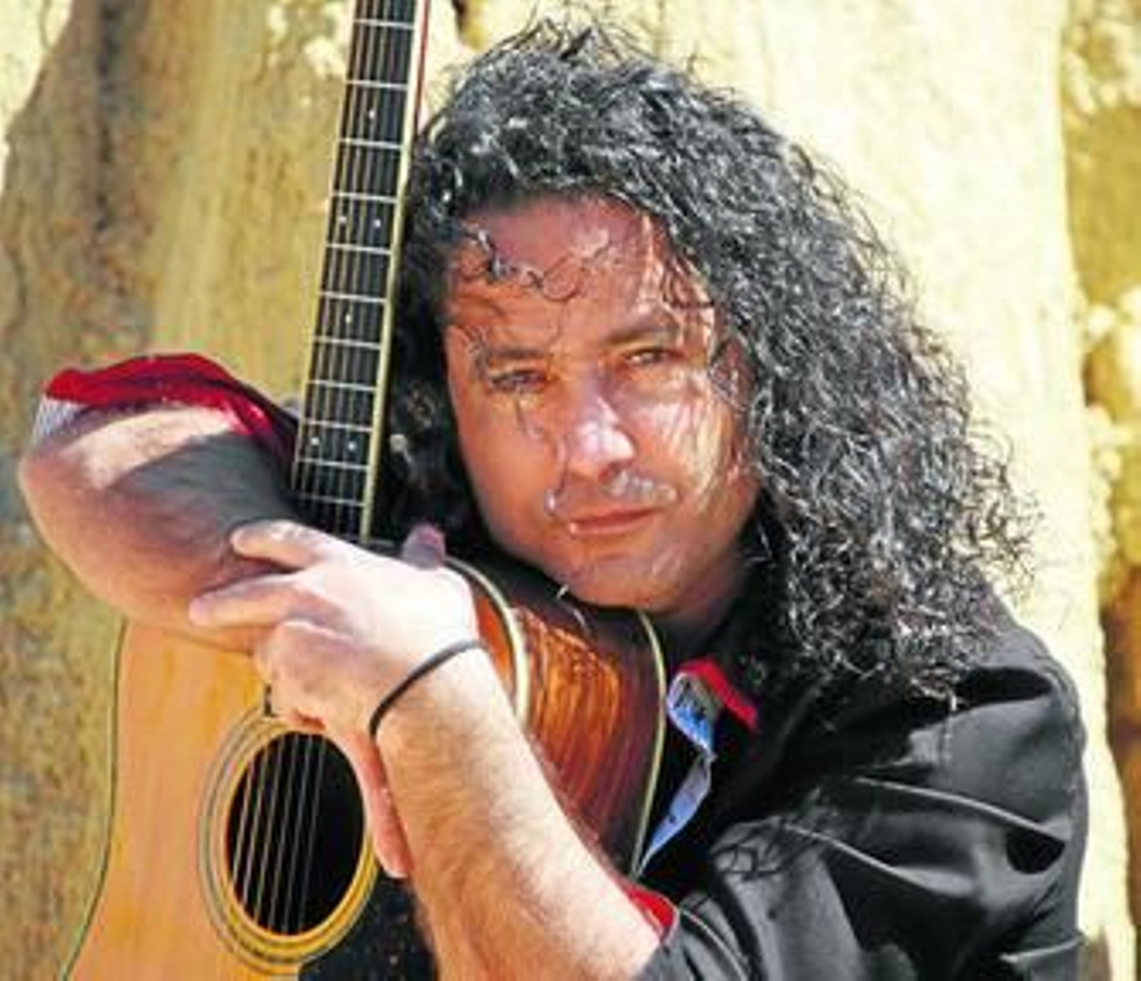 El músico onubense Héctor Núñez.