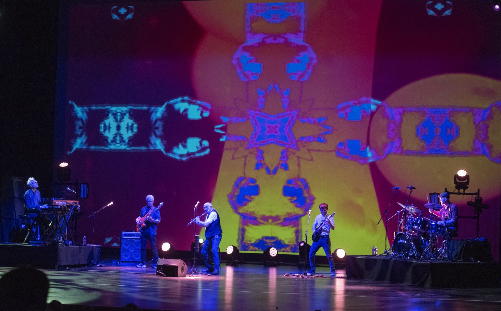 Las imágenes del concierto de Jethro Tull, en el Cartuja Center