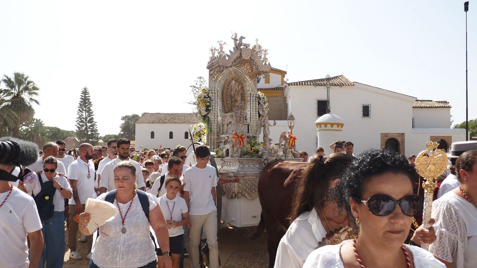 La Patrona de Palos de la Frontera emprende su camino hasta la capital onubense