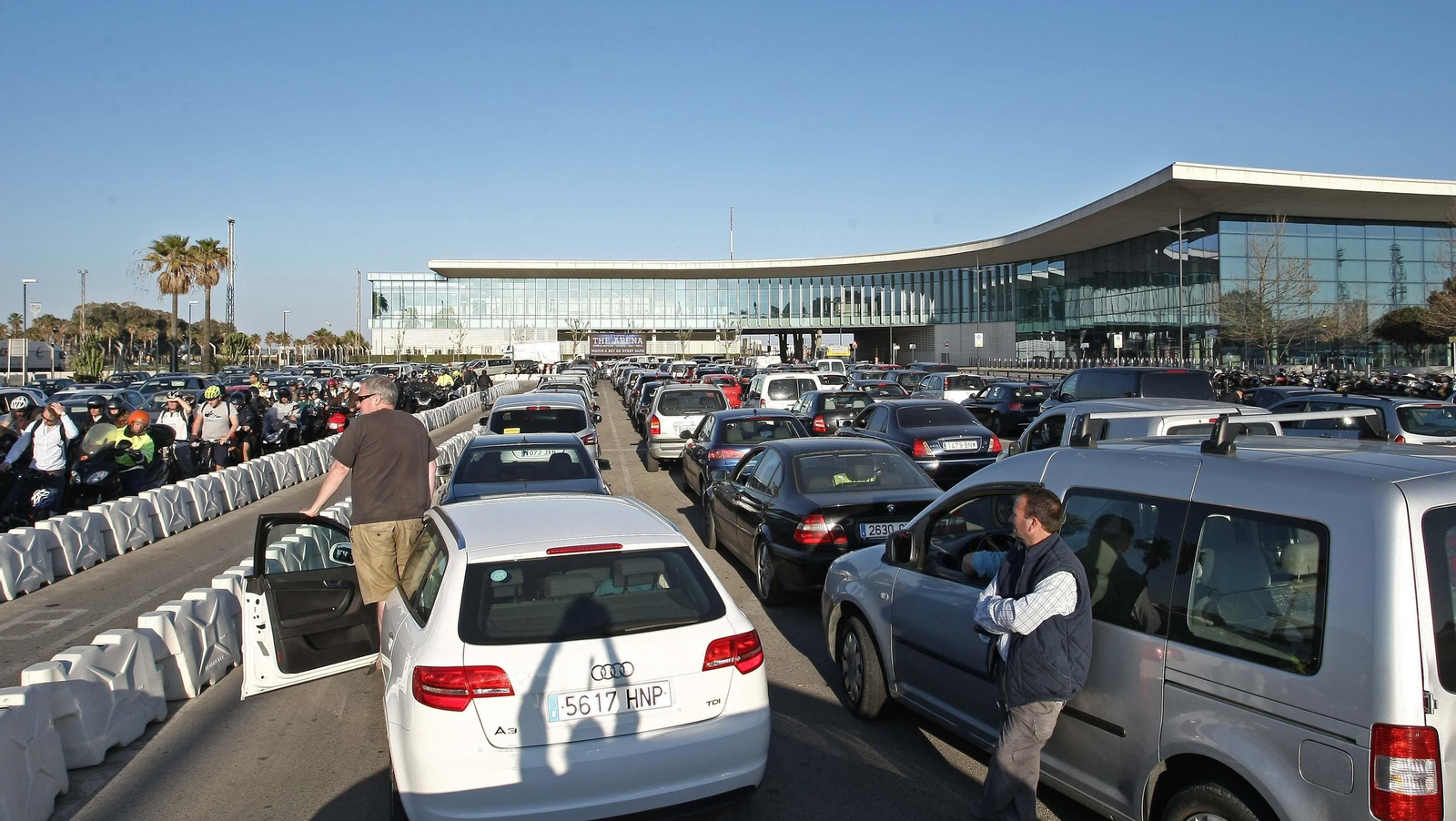 Colas a la Verja por el Código Schengen