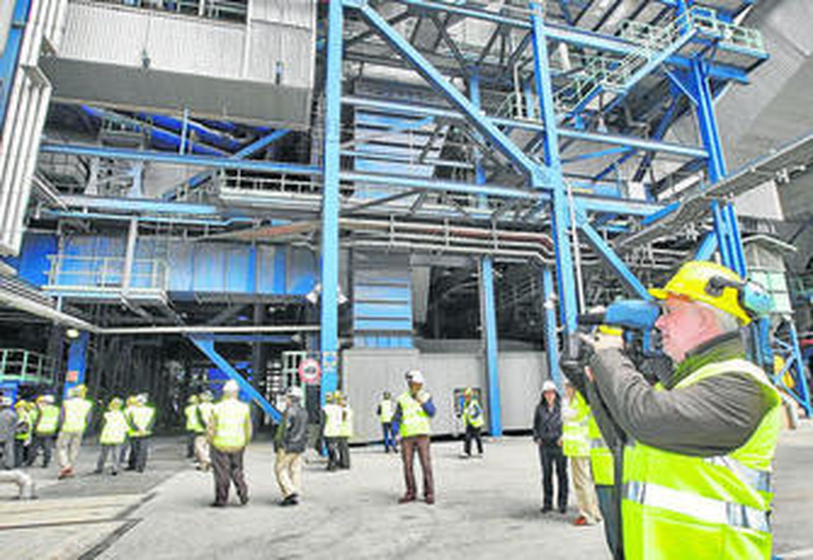 Imagen de la central térmica de Carboneras, en una visita de los medios de comunicación efectuada en 2010.