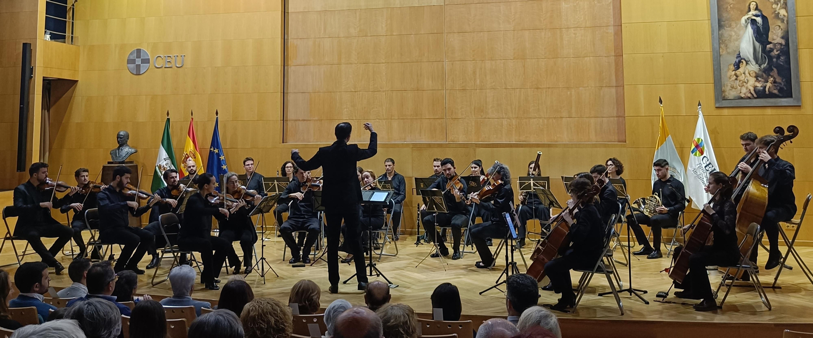 La Orquesta de Cámara de Bormujos en el CEU.