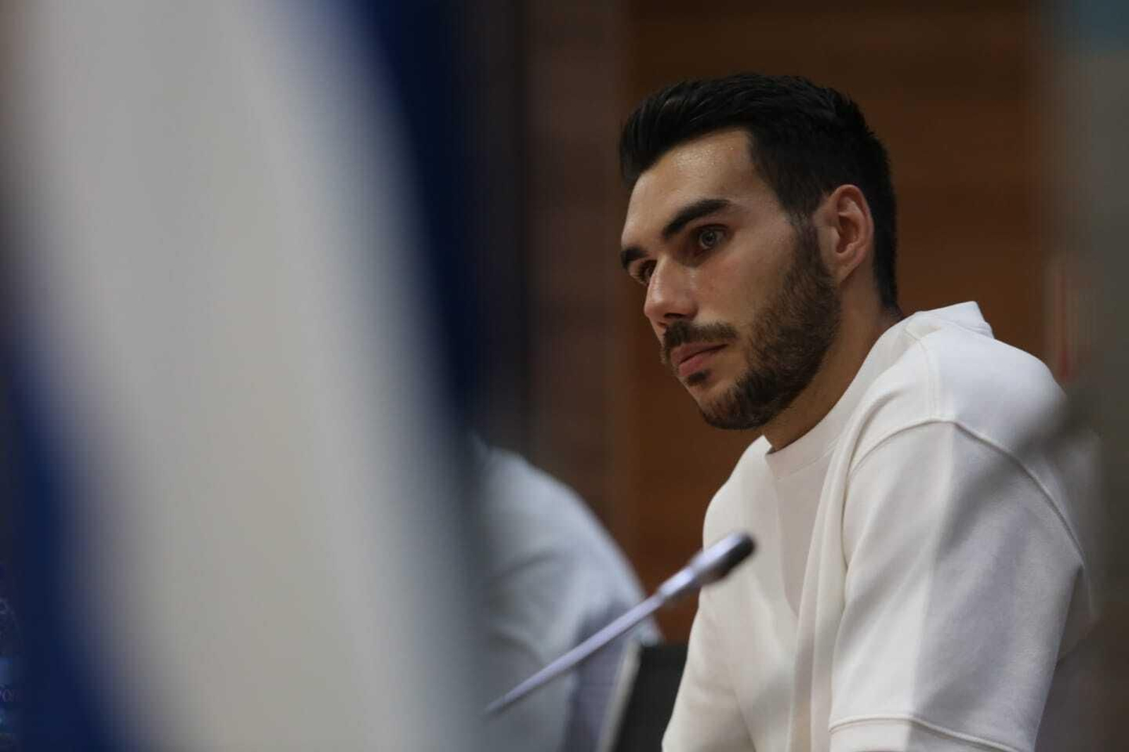 La presentación de Dani Martín con el Málaga CF, en fotos