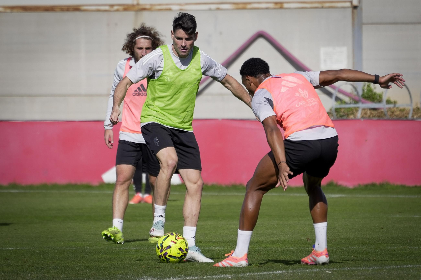 Las imágenes del entrenamiento del Granada CF