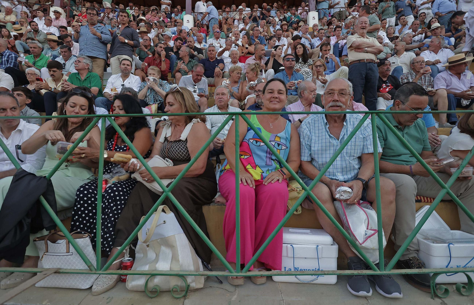 Búscate en la Plaza de Toros 'El Arenal' durante la corrida del viernes de la Feria de La Línea