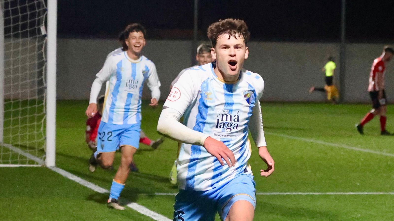 El Atlético Malagueño se da un festín ante el Porcuna para seguir líder de Tercera RFEF (6-0)
