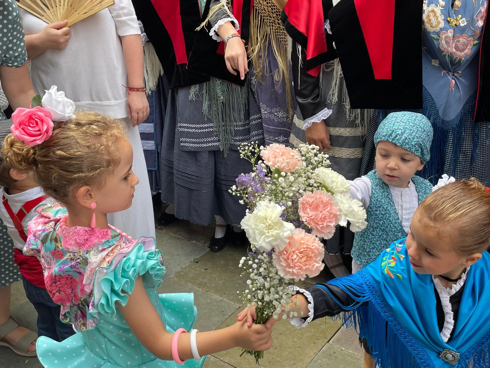 Ofrenda floral a la Virgen de la Capilla, en imágenes