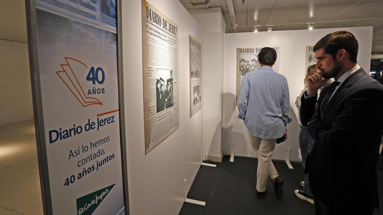 Imágenes de la exposición de portadas del Diario de Jerez en El Corte Inglés por los 40 años