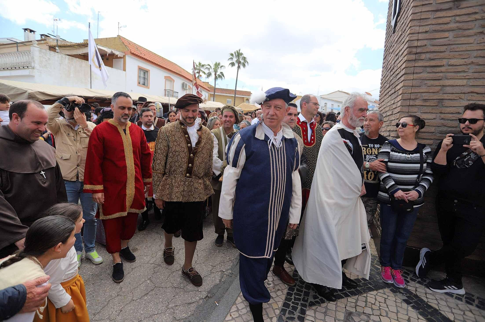 Imágenes del gran ambiente en la Feria Medieval de Palos de la Frontera, Huelva