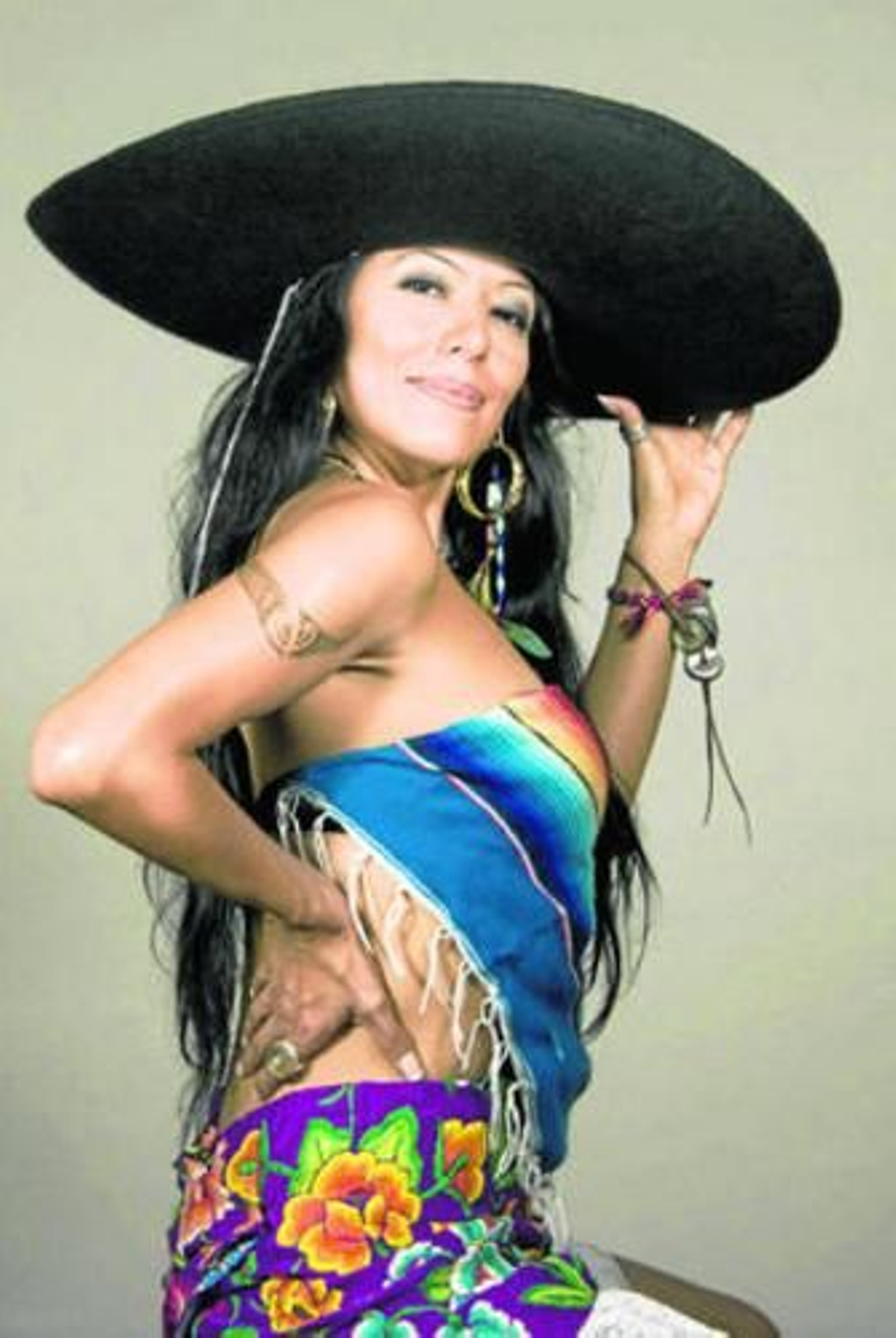 La mexicana Lila Downs presenta su último disco esta noche en el Gran Teatro.