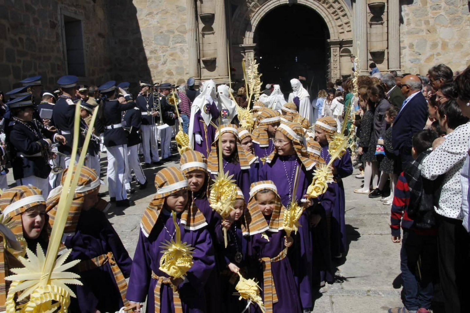 La procesión de la Borriquita en Hinojosa del Duque, en imágenes