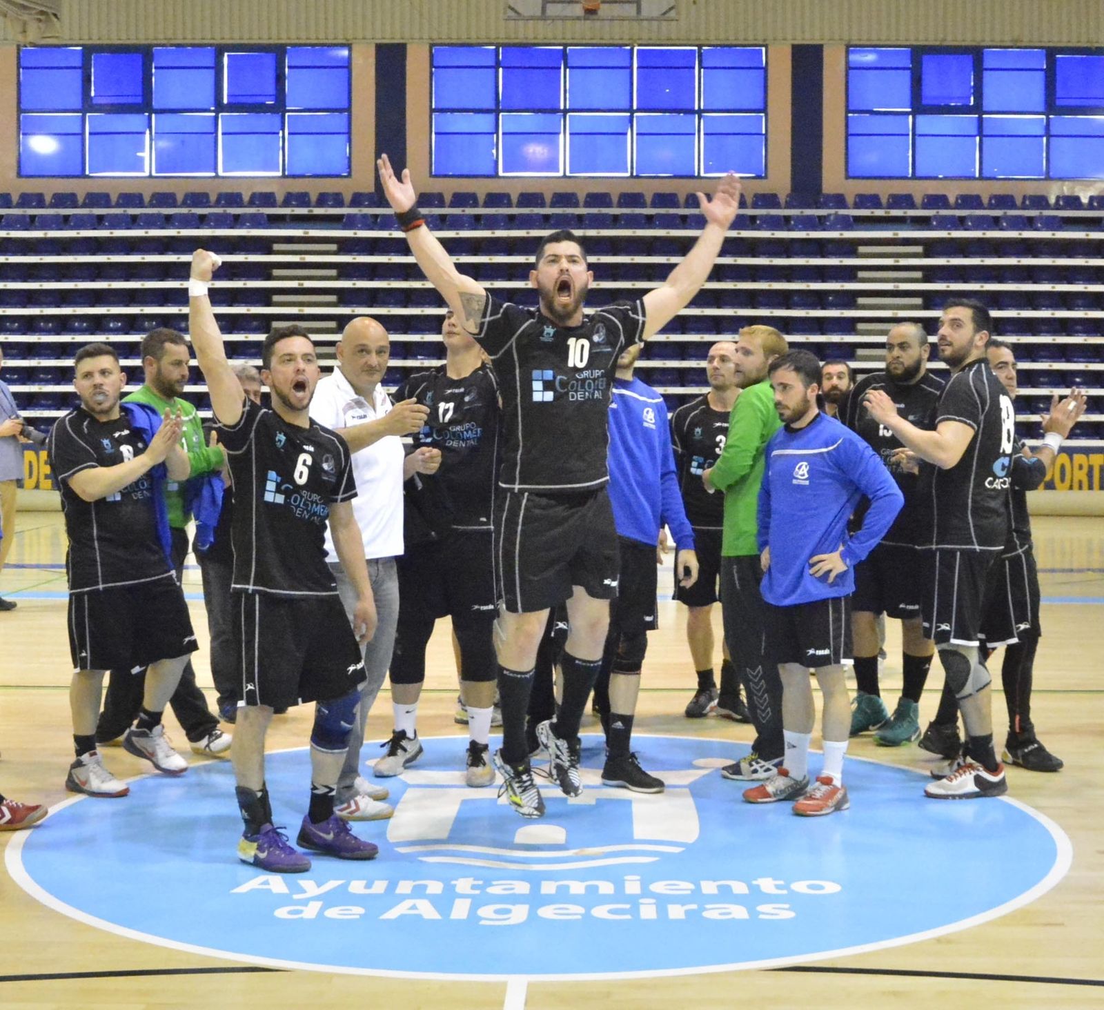 El Colomer muestra su fuerza