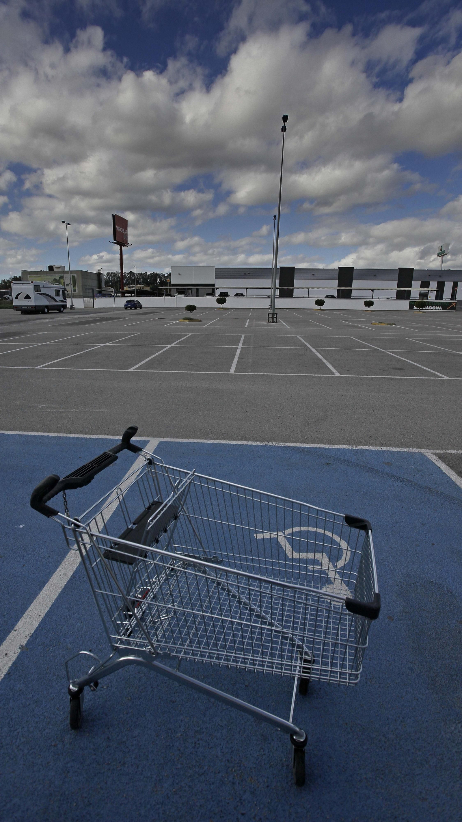 Crisis en Palmones y polígonos comerciales