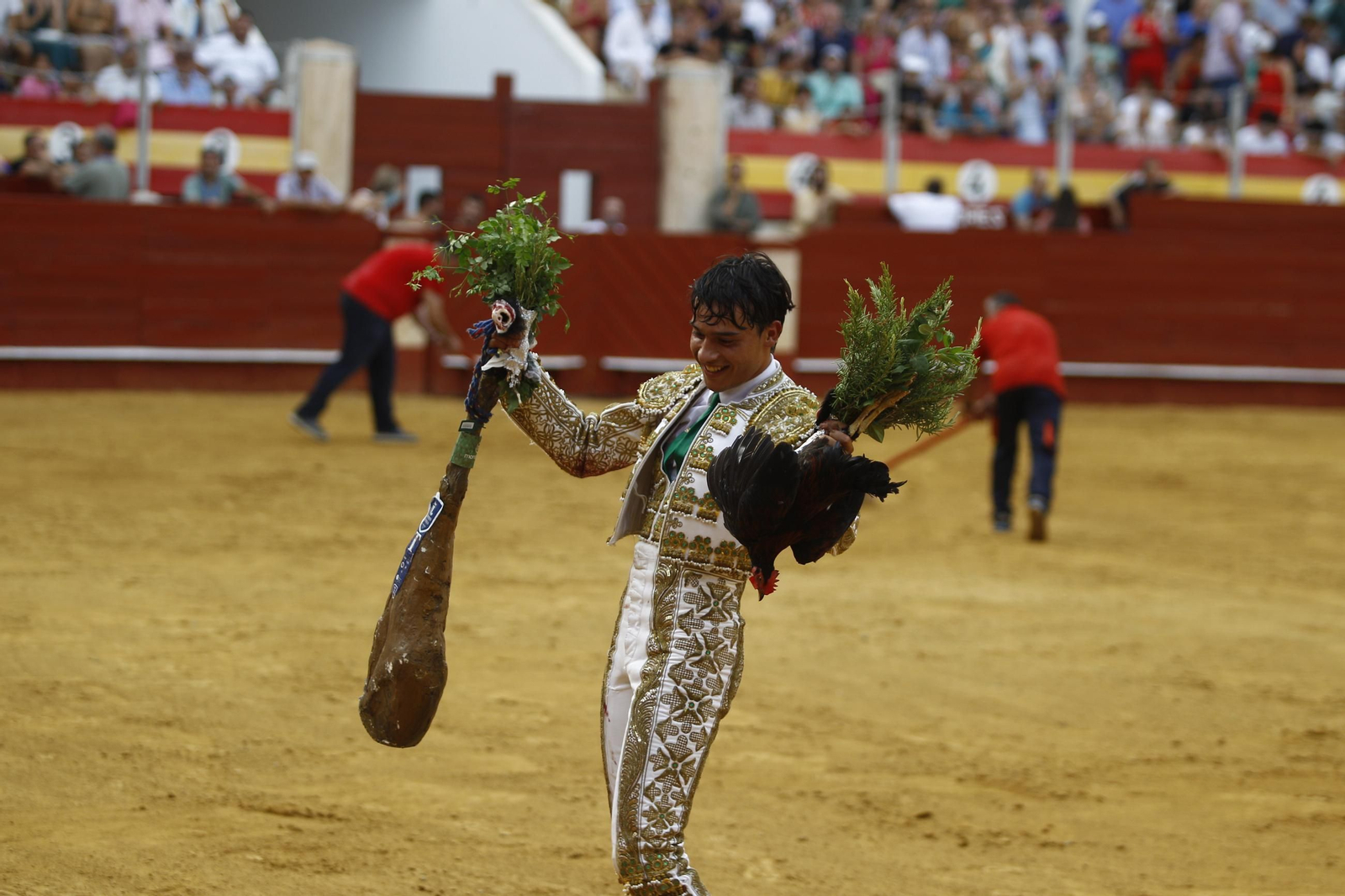 Las mejores imágenes de la clase práctica de la Escuela Municipal Taurina de Almería