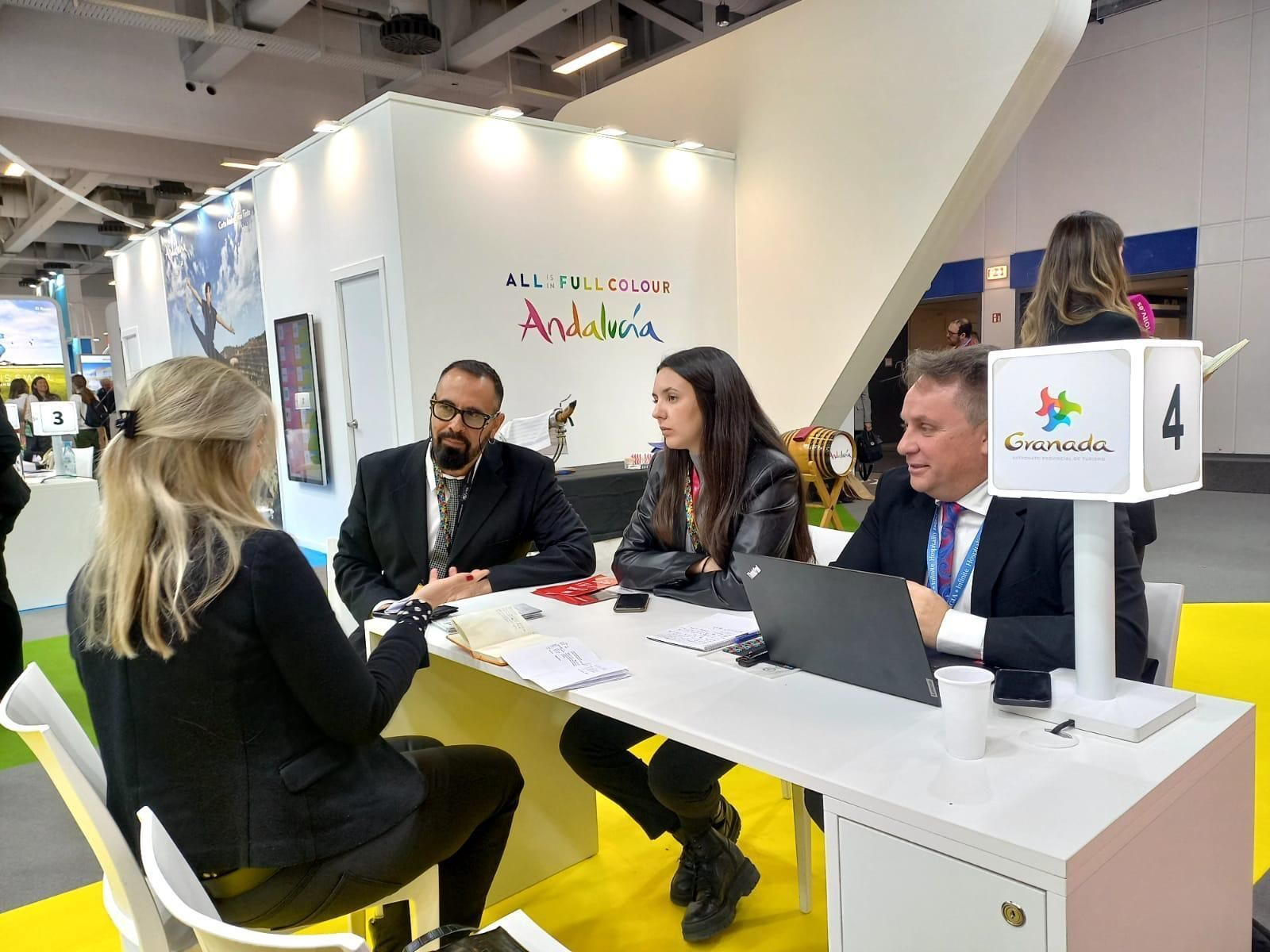 Imagen del stand de la Diputación de Granada en Berlín.