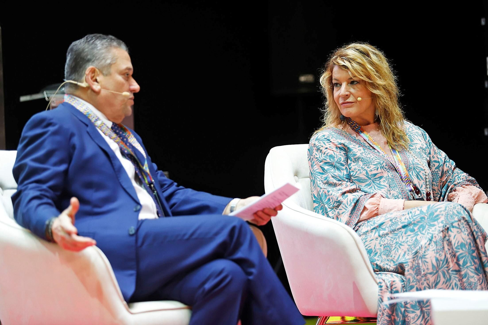 Pilar Miranda y el alcalde de San José, en Costa Rica