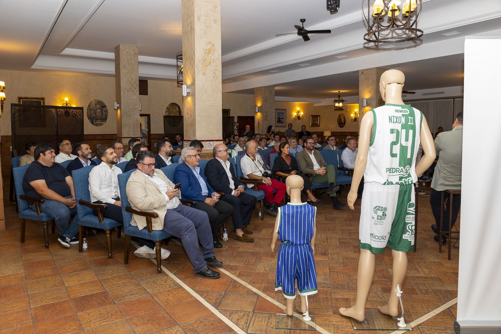 La presentación del ilusionante proyecto del Coto Córdoba, en imágenes