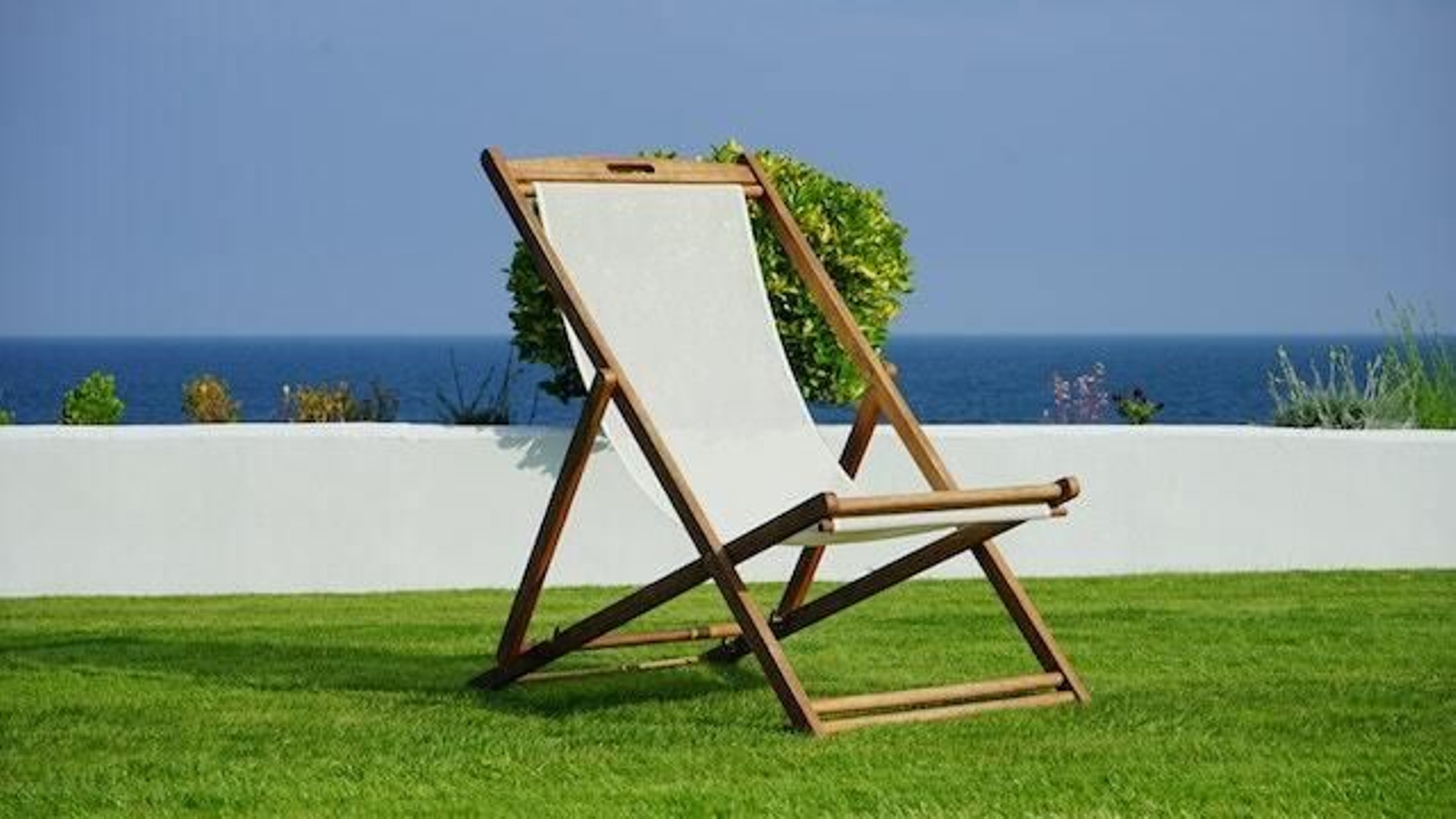 Césped, una opción ventajosa para decorar, para el deporte y el ocio