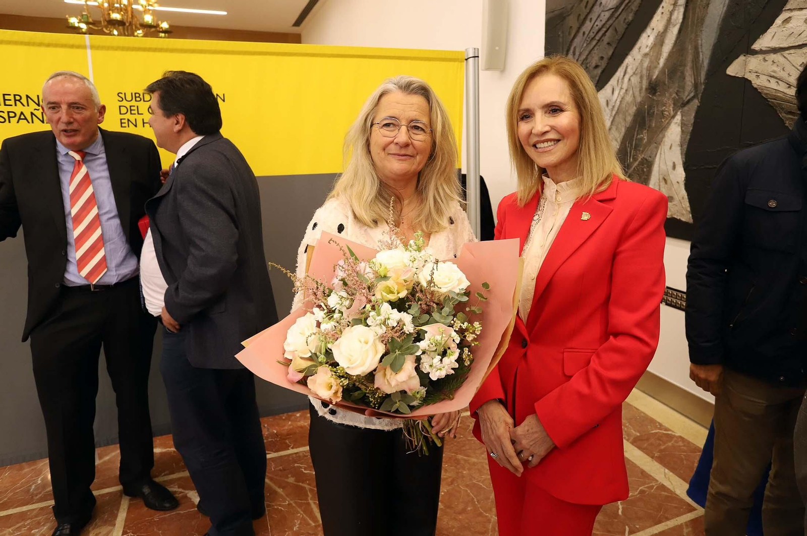 Imágenes del acto conmemorativo del 44 Aniversario de la Constitución Española y en el que se hace entrega al Real Club Recreativo de Huelva del decimotercer Premio Martín Alonso Pinzón a los Valores Constitucionales
