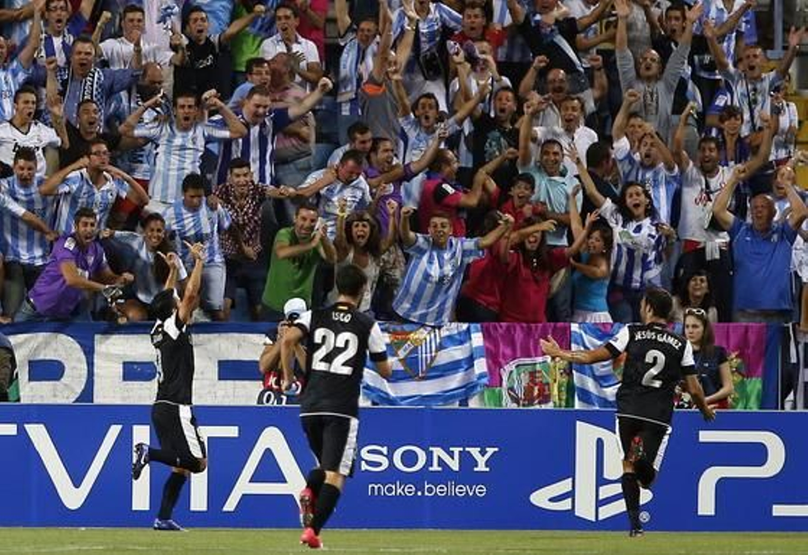 El estreno soñado del Málaga en la Champions, en fotos 

Foto: EFE