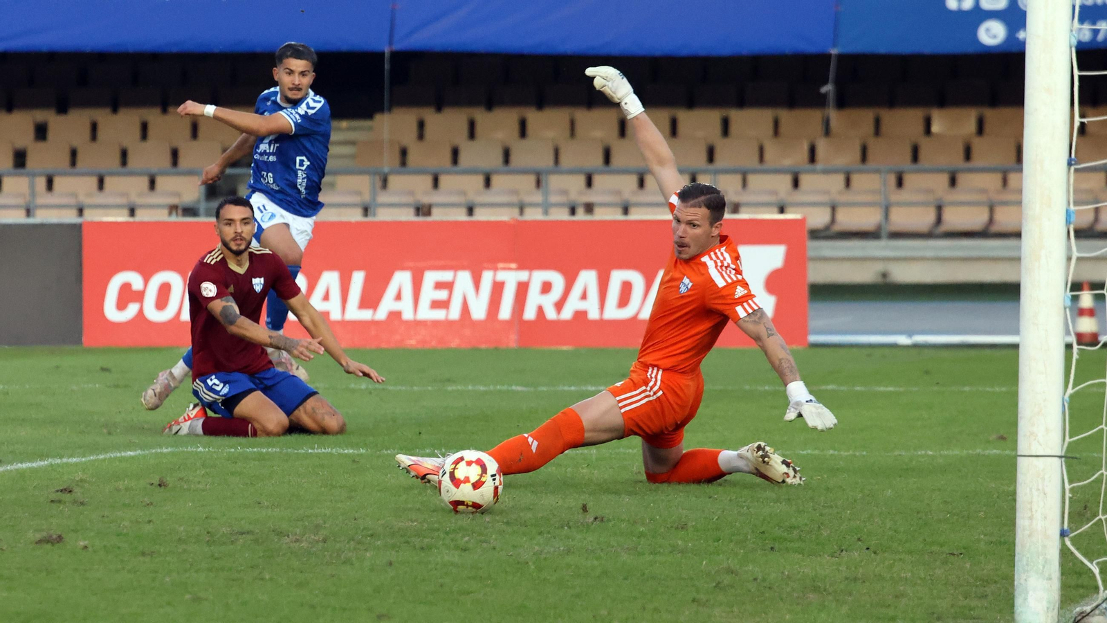 Imágenes del Xerez DFC contra La Unión Atlético en Chapín