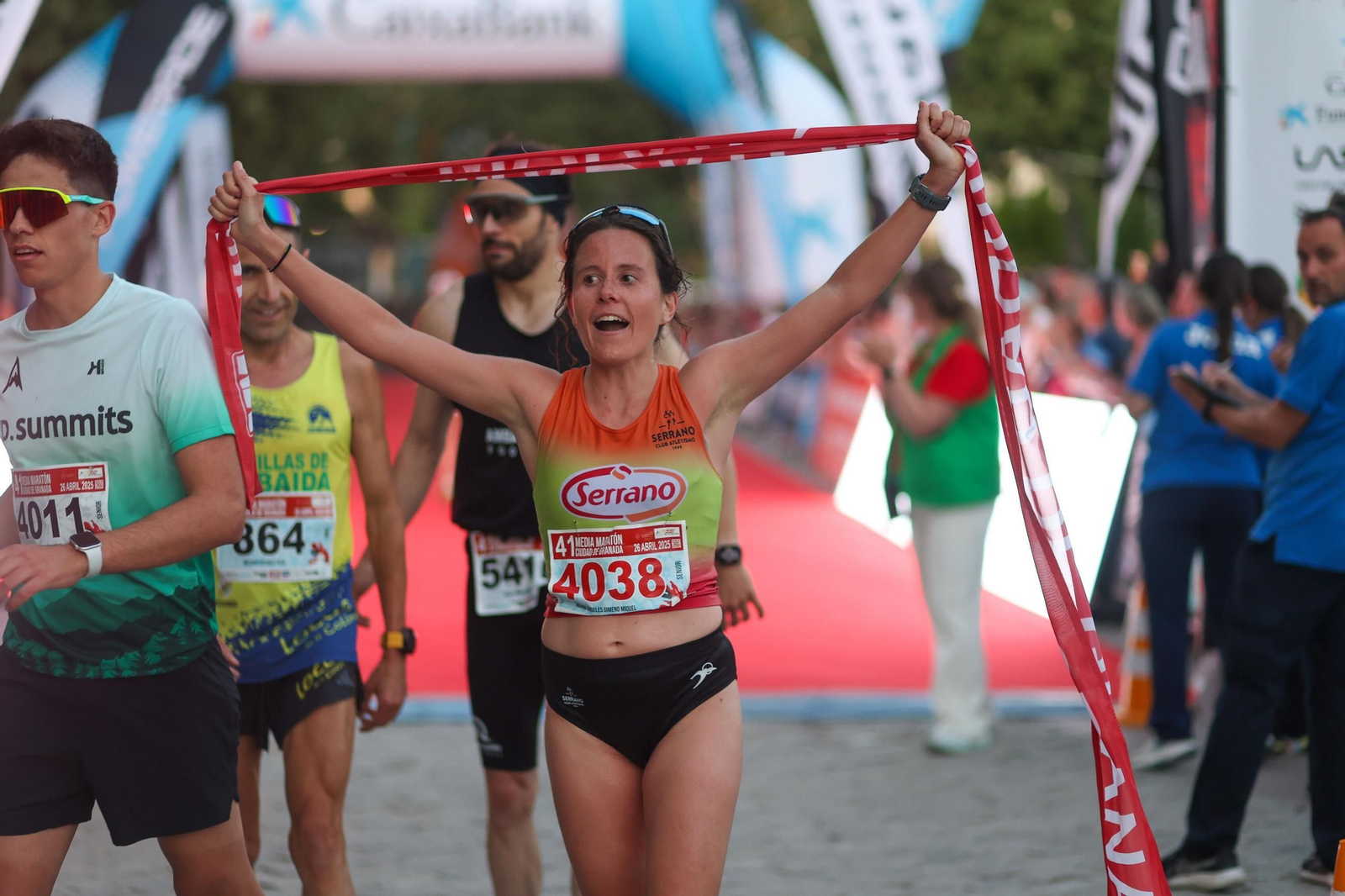 Las mejores imágenes de la Media Maratón Ciudad de Granada 2025