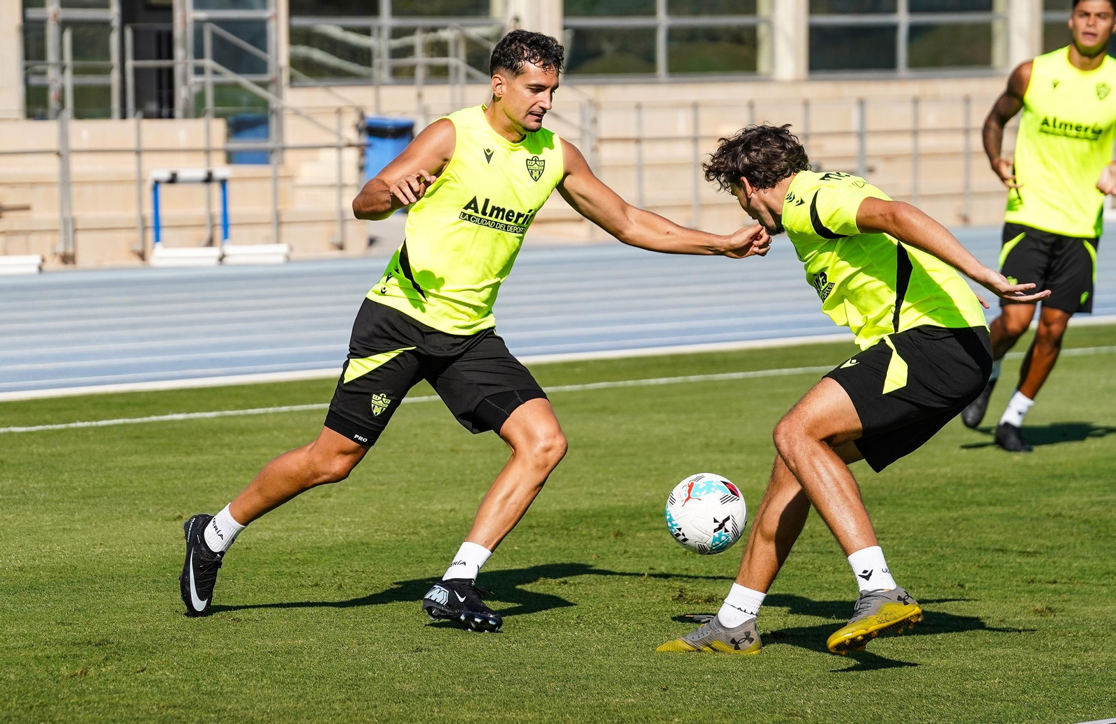 Álex Muñoz descansó ante el Cádiz y apunta a volver al once en Leganés
