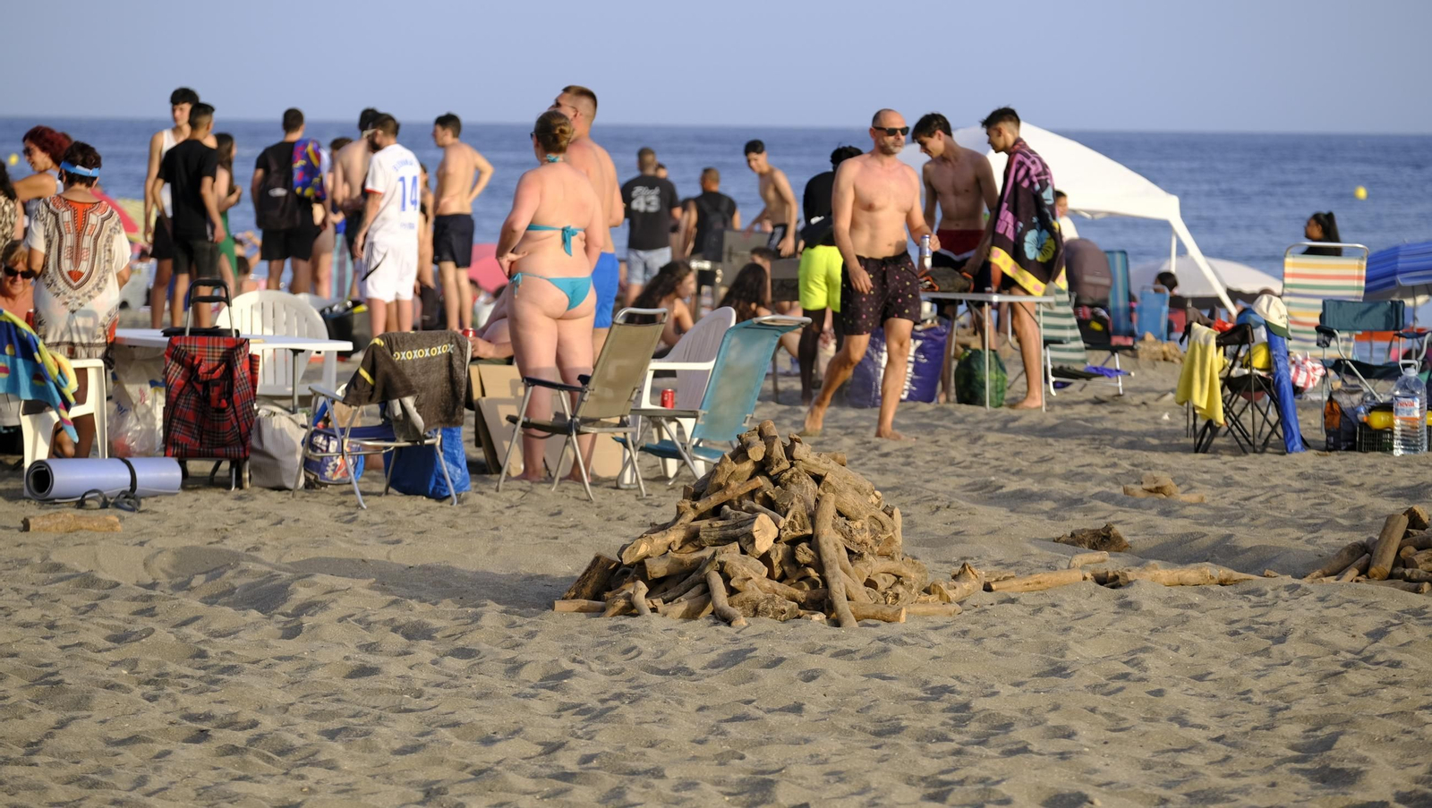 La Noche de San Juan en Almería, en imágenes