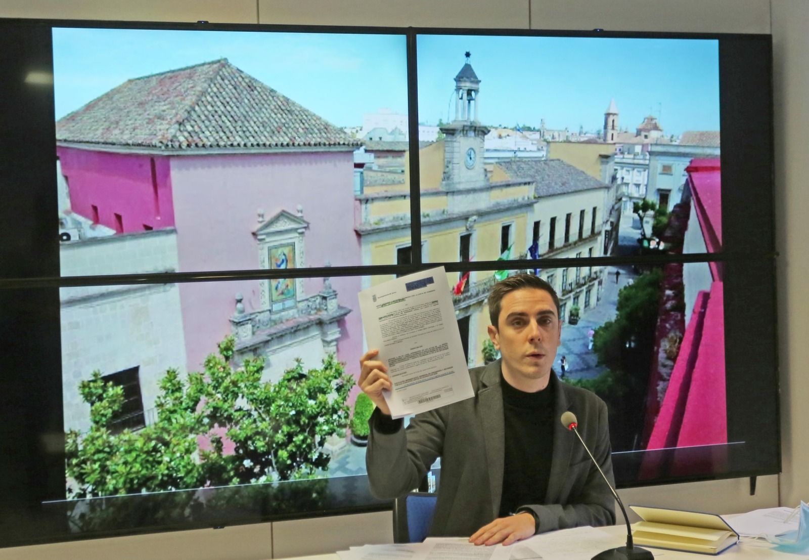 Jaime Espinar, durante una rueda de prensa en la sede del PP.