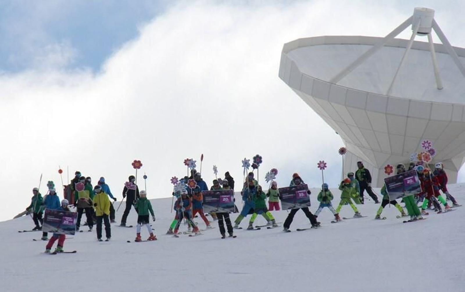 Una bajada 'flower power' en Sierra Nevada