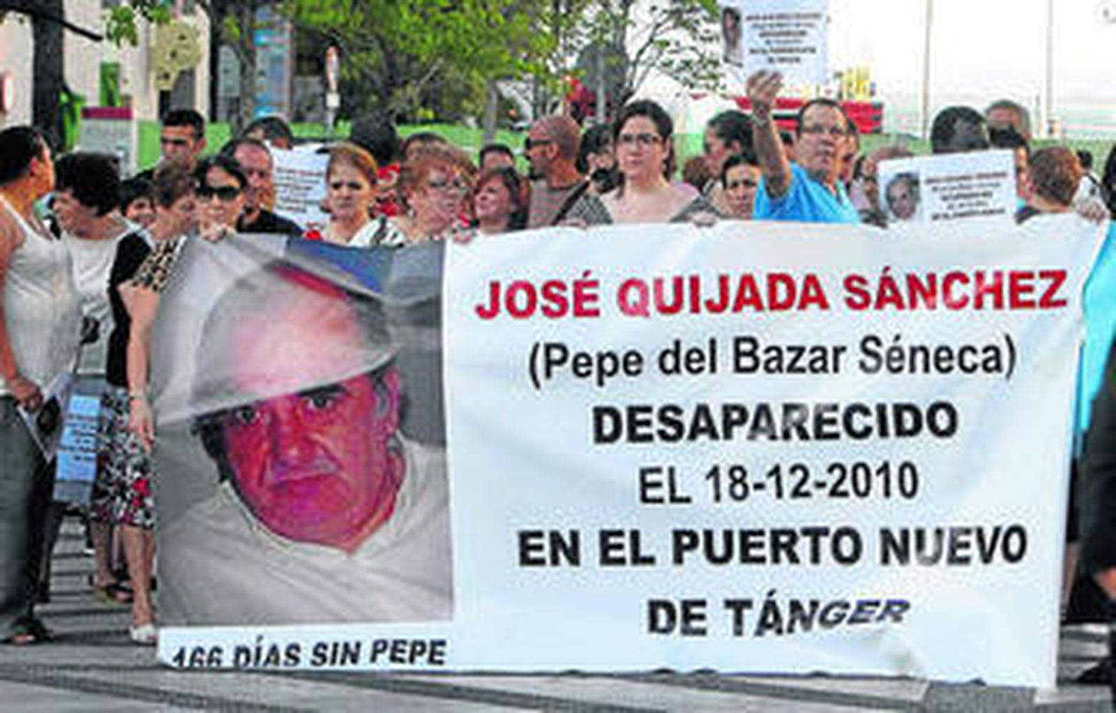 Familiares y amigos de José Quijada, en una de las manifestaciones por su desaparición.
