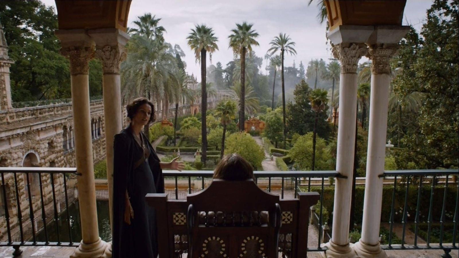Una escena de 'Juego de tronos', con los jardines del Alcázar de Sevilla de fondo.