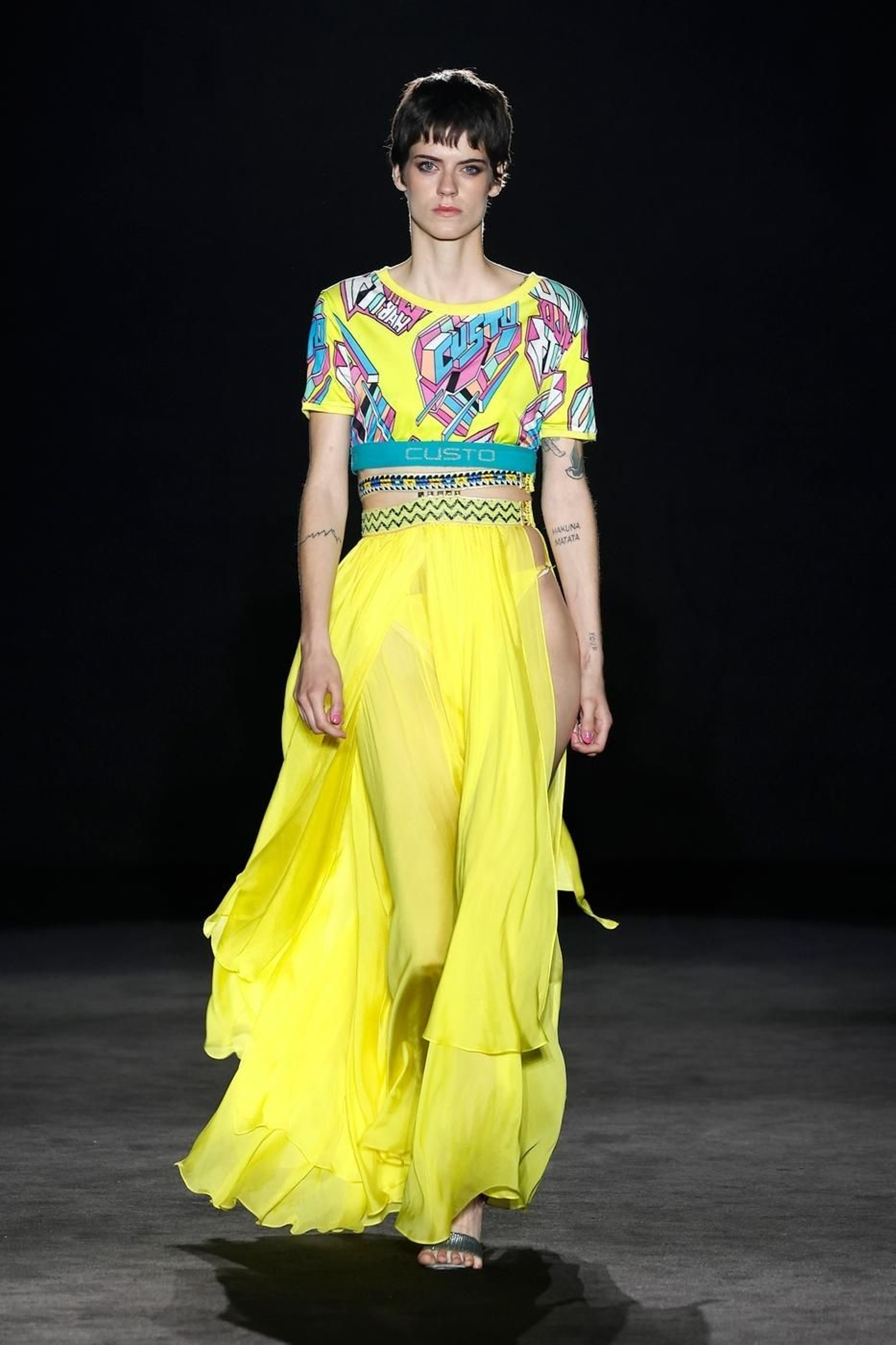 Colores flúor, una tendencia vista en la 080 Barcelona.