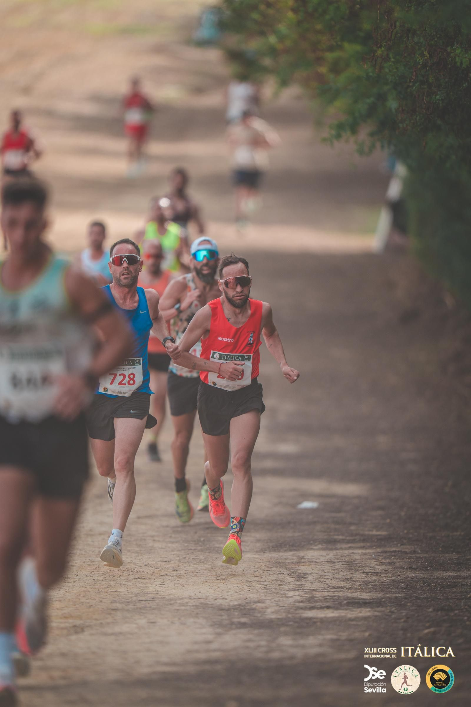 Búscate en las fotos del Cross de Itálica 2025 | 2