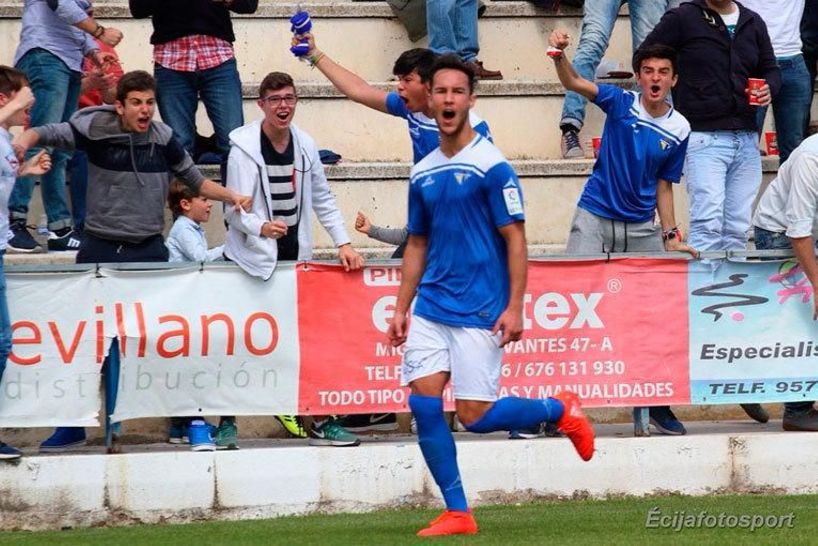 El azulino Curro Pérez, que hoy regresa al once inicial.