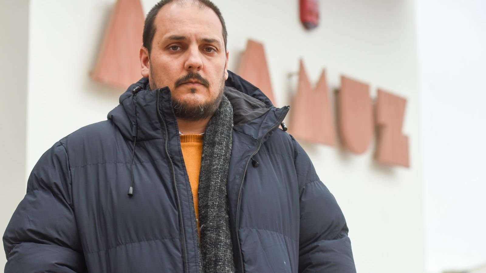 Rafael Ángel Moreno, a las puertas de la caseta municipal de Adamuz.