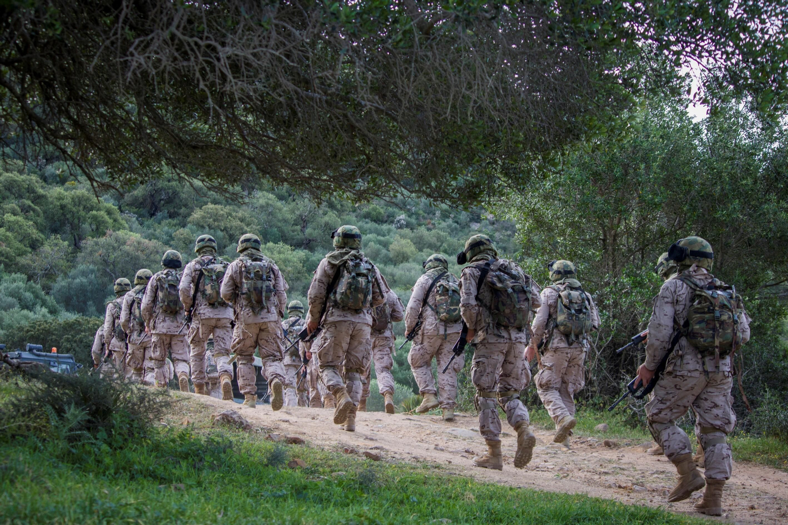 Así se instruyen los soldados ucranianos con la Infantería de Marina en Cádiz, en imágenes