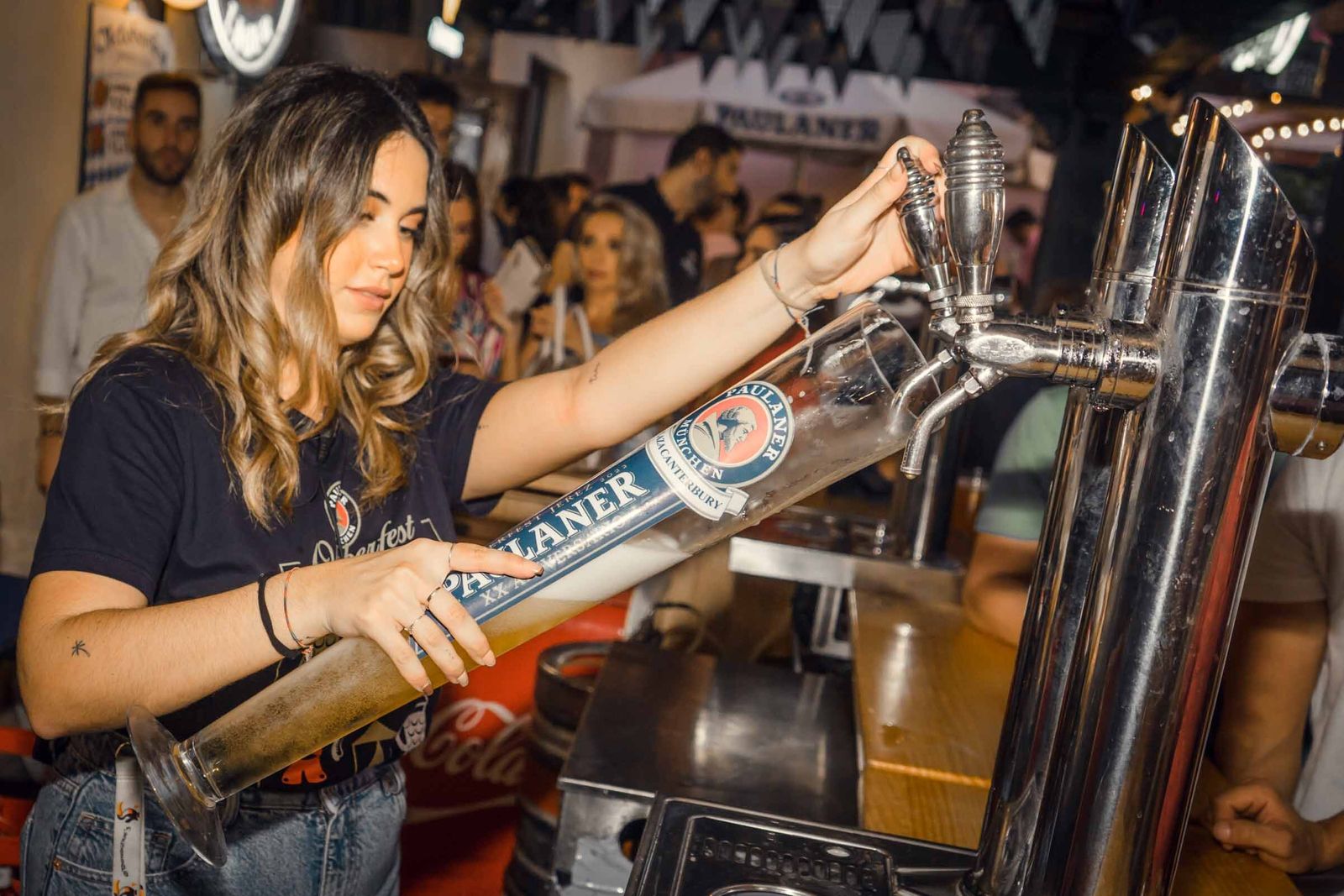 Búscate en el OktoberFest de Plaza Canterbury del sábado 8