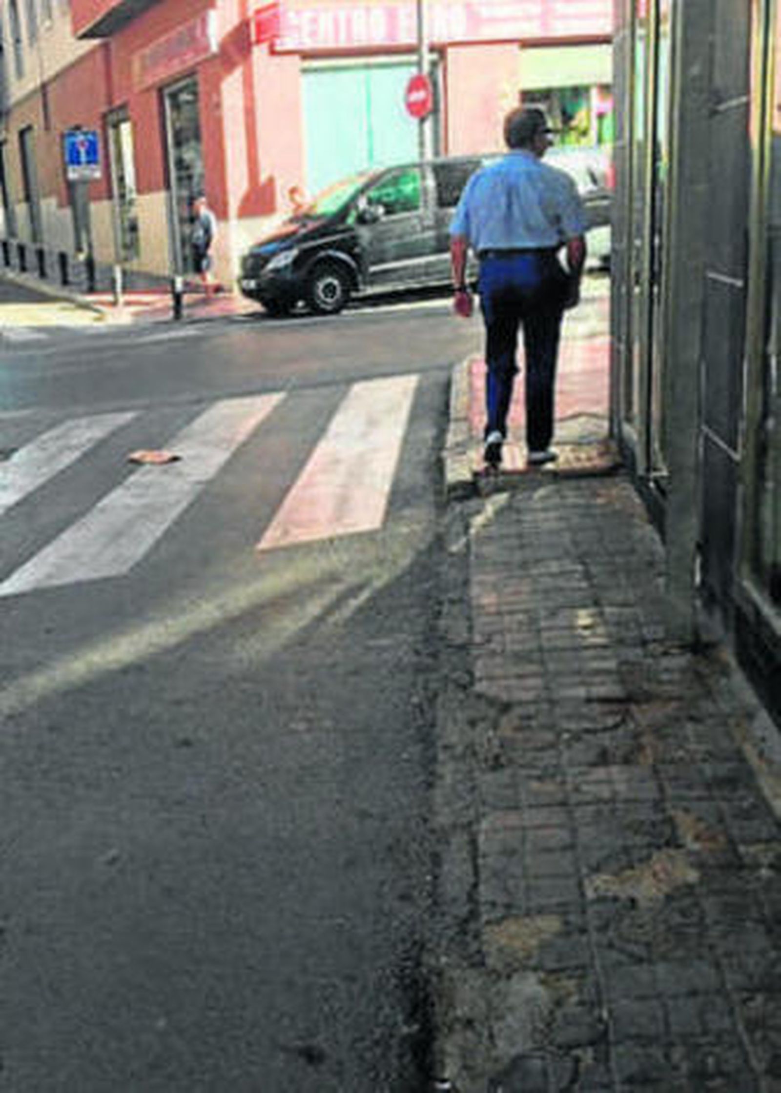 Aceras de la calle Sicardo.