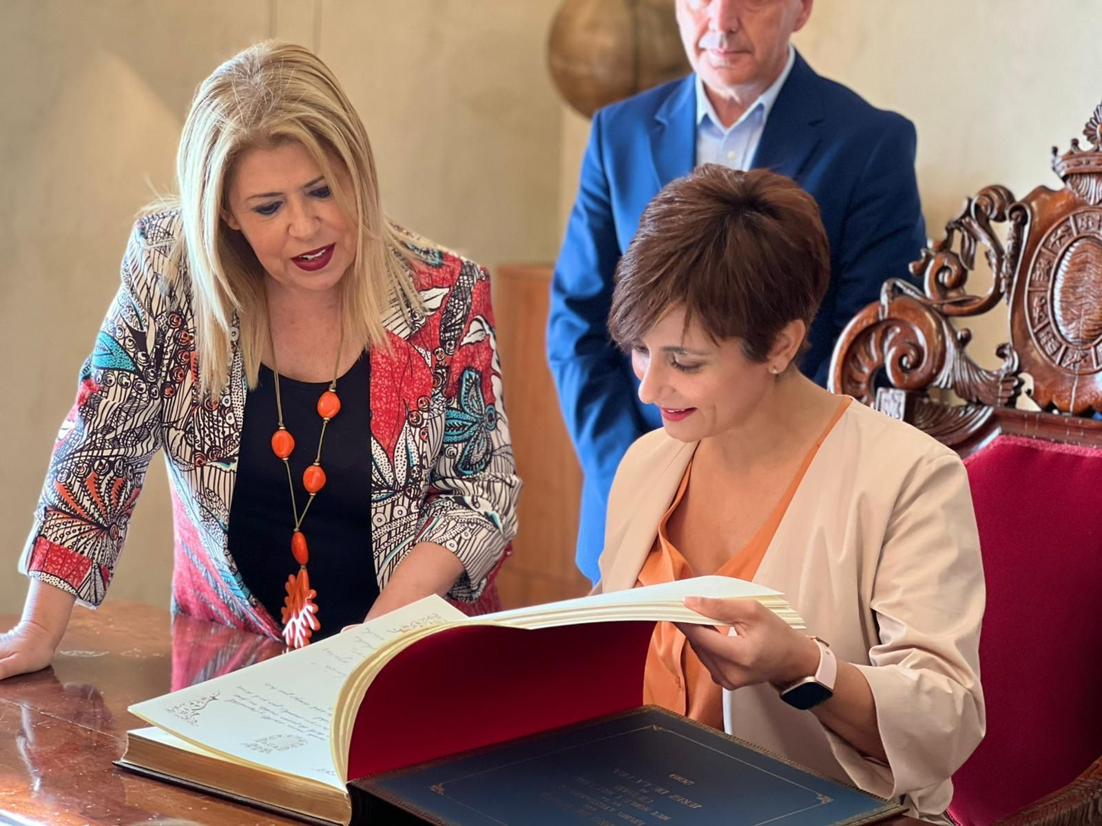 Visita a Jerez de Isabel Rodríguez, ministra de Política Territorial y portavoz del Gobierno